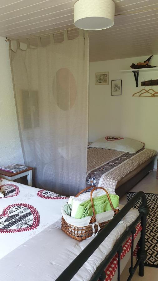 Agreable Chambre D'Hotes, Au Calme, Dans La Nature Roches Kültér fotó